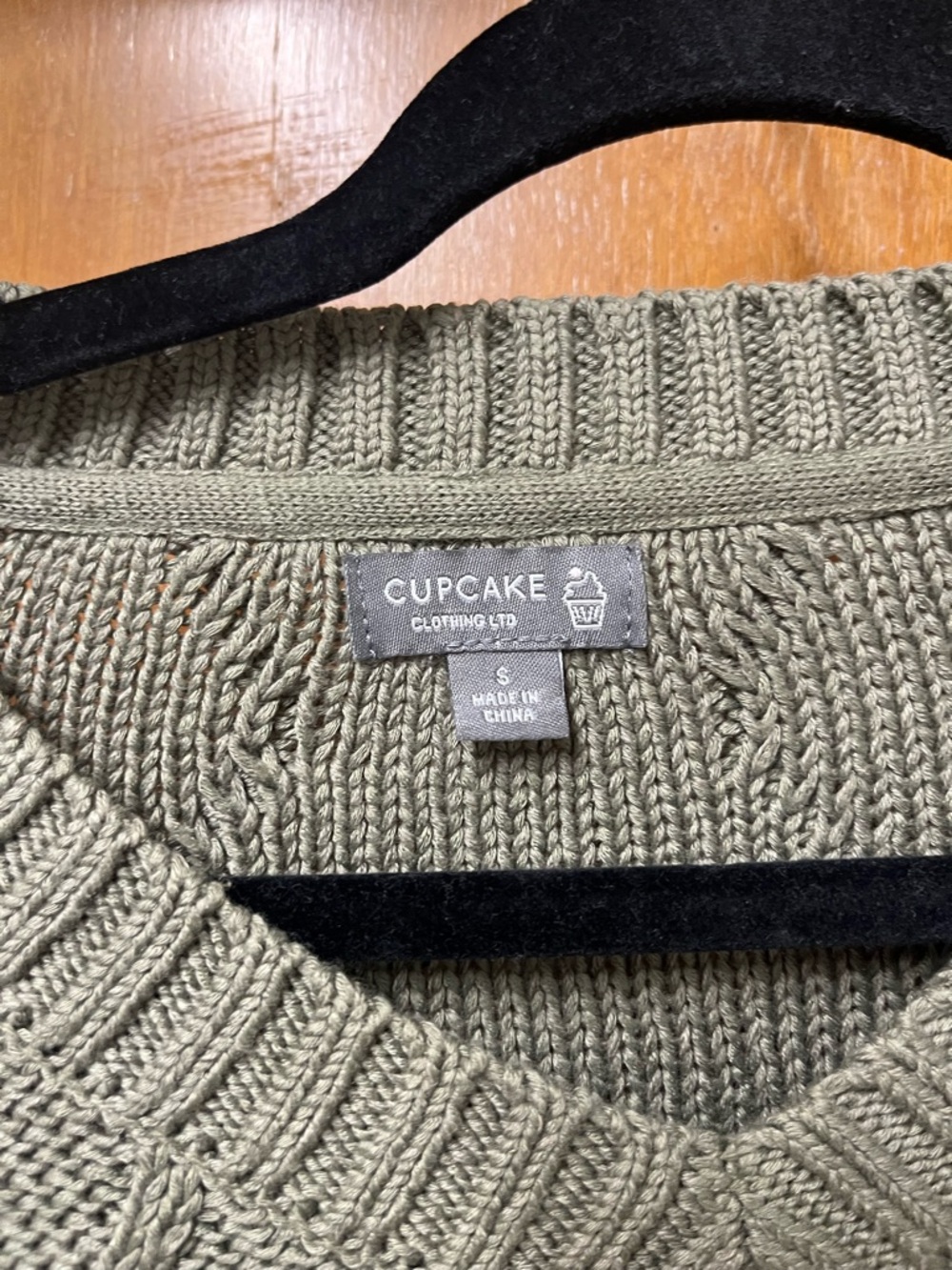 Slightly Cropped Green Francescas Sweater - Picture 3 of 4